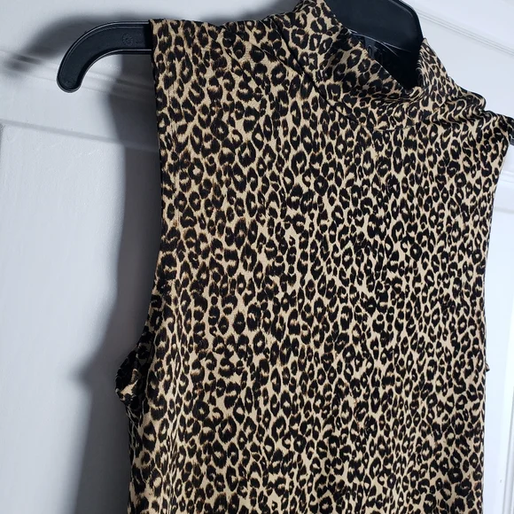 Ann Taylor High Neck Leopard Print Sleeveless Top - Picture 4 of 7